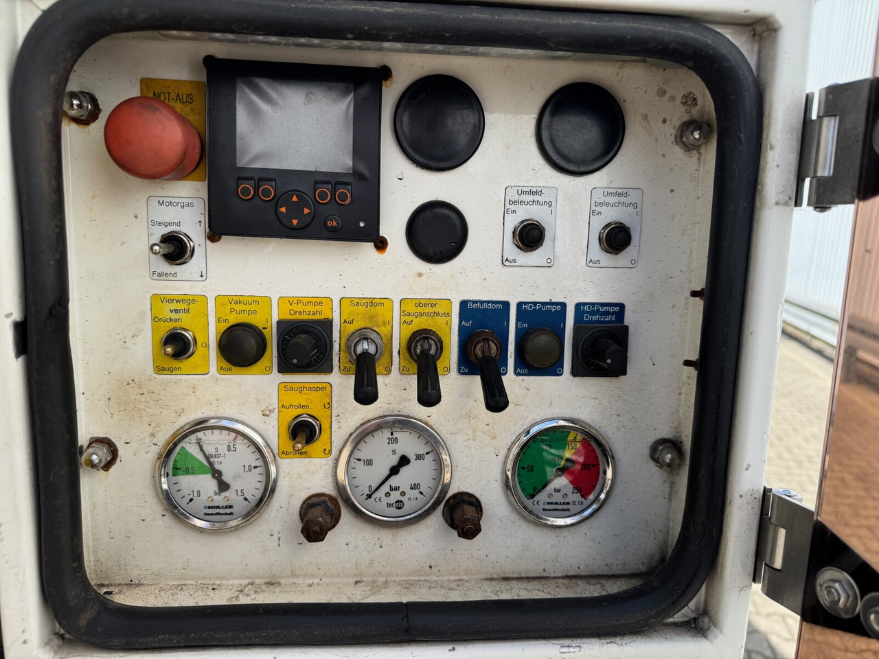 Mercedes-Benz Actros 2541 L 6x2 Actros 2541 L 6x2, Müller Saug-/Spülwagen ca. 12m³, Widi-Platte, Lift-/Lenkachse - Kamion: slika 3 Mercedes-Benz Actros 2541 L 6x2 Actros 2541 L 6x2, Müller Saug-/Spülwagen ca. 12m³, Widi-Platte, Lift-/Lenkachse - Kamion: slika 3