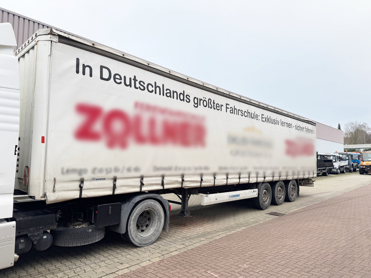 Krone SDP 27 SDP 27 , Edscha-Verdeck, Ex-Fahrschule - Plato poluprikolica: slika 1 Krone SDP 27 SDP 27 , Edscha-Verdeck, Ex-Fahrschule - Plato poluprikolica: slika 1