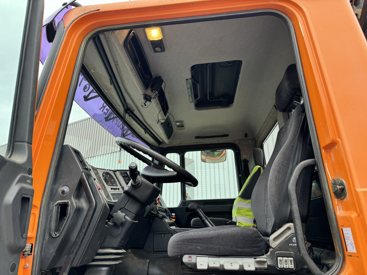 MAN 18.255 MAK 4x4 BB 18.255 MAK 4x4 BB, Kran Atlas AK 85.1 A1 - Kamion sa golom šasijom i zatvorenom kabinom, Kamion sa dizalicom: slika 3 MAN 18.255 MAK 4x4 BB 18.255 MAK 4x4 BB, Kran Atlas AK 85.1 A1 - Kamion sa golom šasijom i zatvorenom kabinom, Kamion sa dizalicom: slika 3