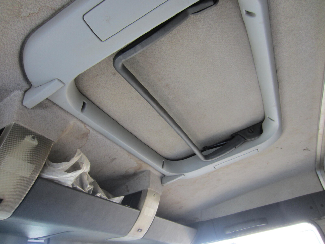 MAN - H17/2843 6x2 - Kamion sa dizalicom: slika 4 MAN - H17/2843 6x2 - Kamion sa dizalicom: slika 4