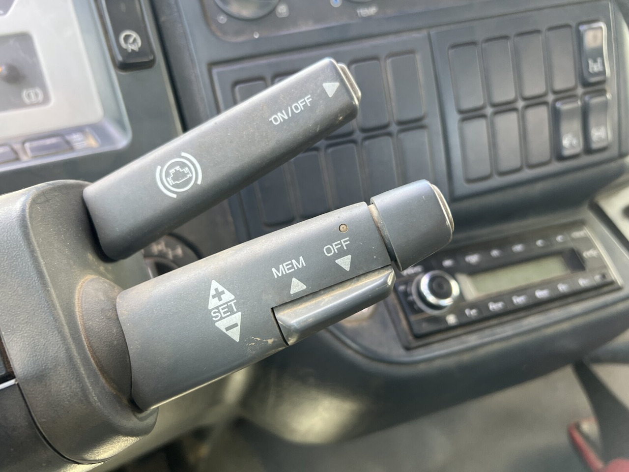 MAN TGA 26.363/410 6x4 BB TGA 26.363/410 6x4 BB, 2-S-Alukipper - Istovarivač, Kamion sa dizalicom: slika 5 MAN TGA 26.363/410 6x4 BB TGA 26.363/410 6x4 BB, 2-S-Alukipper - Istovarivač, Kamion sa dizalicom: slika 5