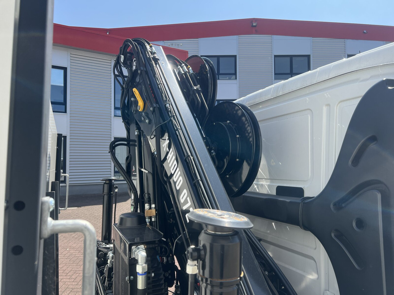 MAN TGL 12.190 4x2 BL TGL 12.190 4x2 BL mit Kran Hiab Hiduo 072DS-4 - Kamion sa dizalicom: slika 5 MAN TGL 12.190 4x2 BL TGL 12.190 4x2 BL mit Kran Hiab Hiduo 072DS-4 - Kamion sa dizalicom: slika 5