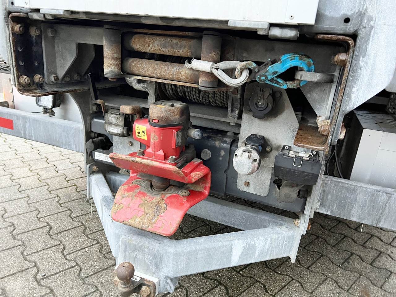 Kamion sa tovarnim sandukom MAN TGM 13/15.290 4X4 BL TGM 13/15.290 4X4 BL, Seilwinde: slika 14