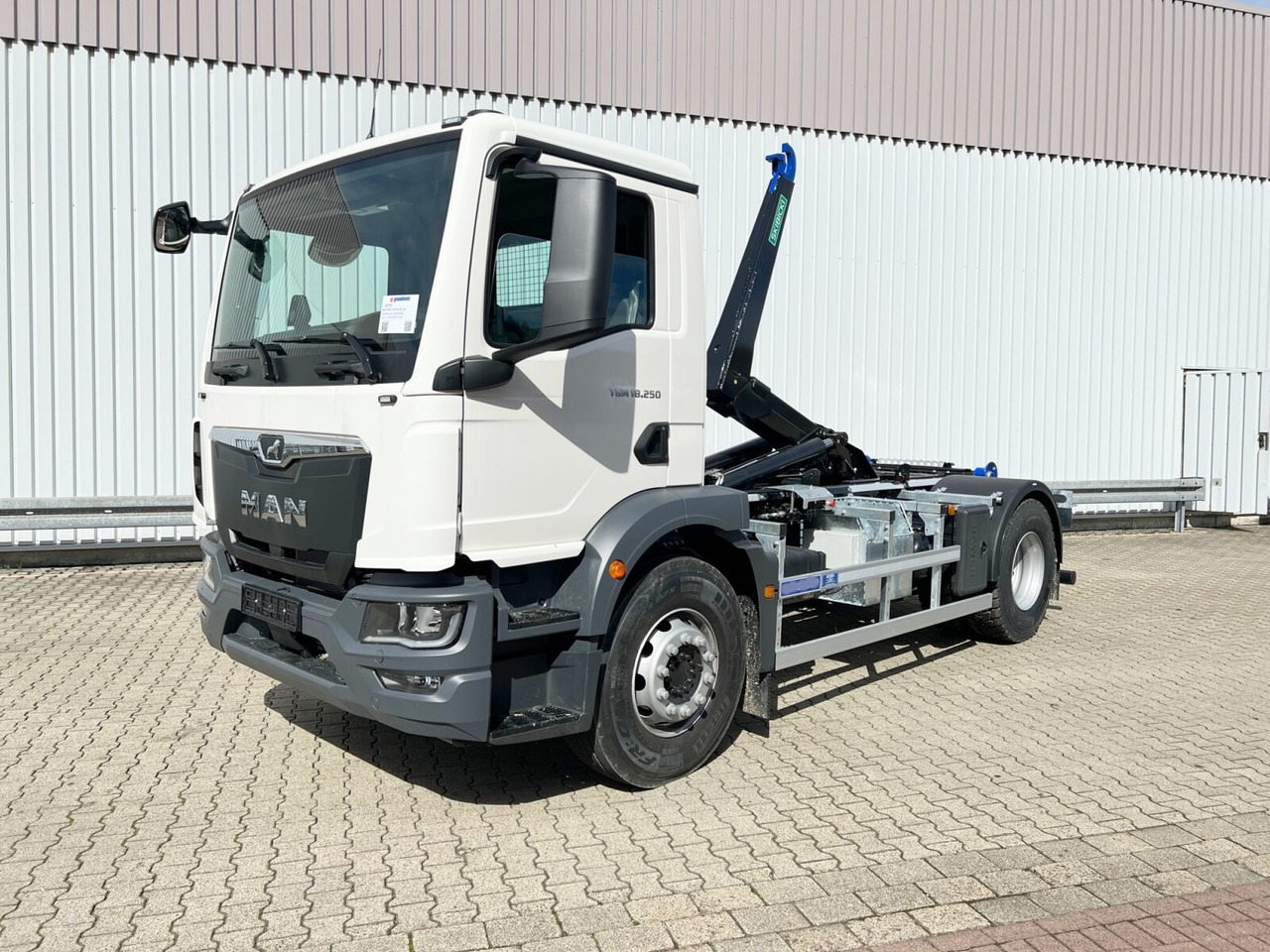 MAN TGM 18.250/340 4x2 BL CH TGM 18.250/340 4x2 BL CH, Funk, 3x VORHANDEN - Kamion sa hidrauličnom kukom: slika 1 MAN TGM 18.250/340 4x2 BL CH TGM 18.250/340 4x2 BL CH, Funk, 3x VORHANDEN - Kamion sa hidrauličnom kukom: slika 1