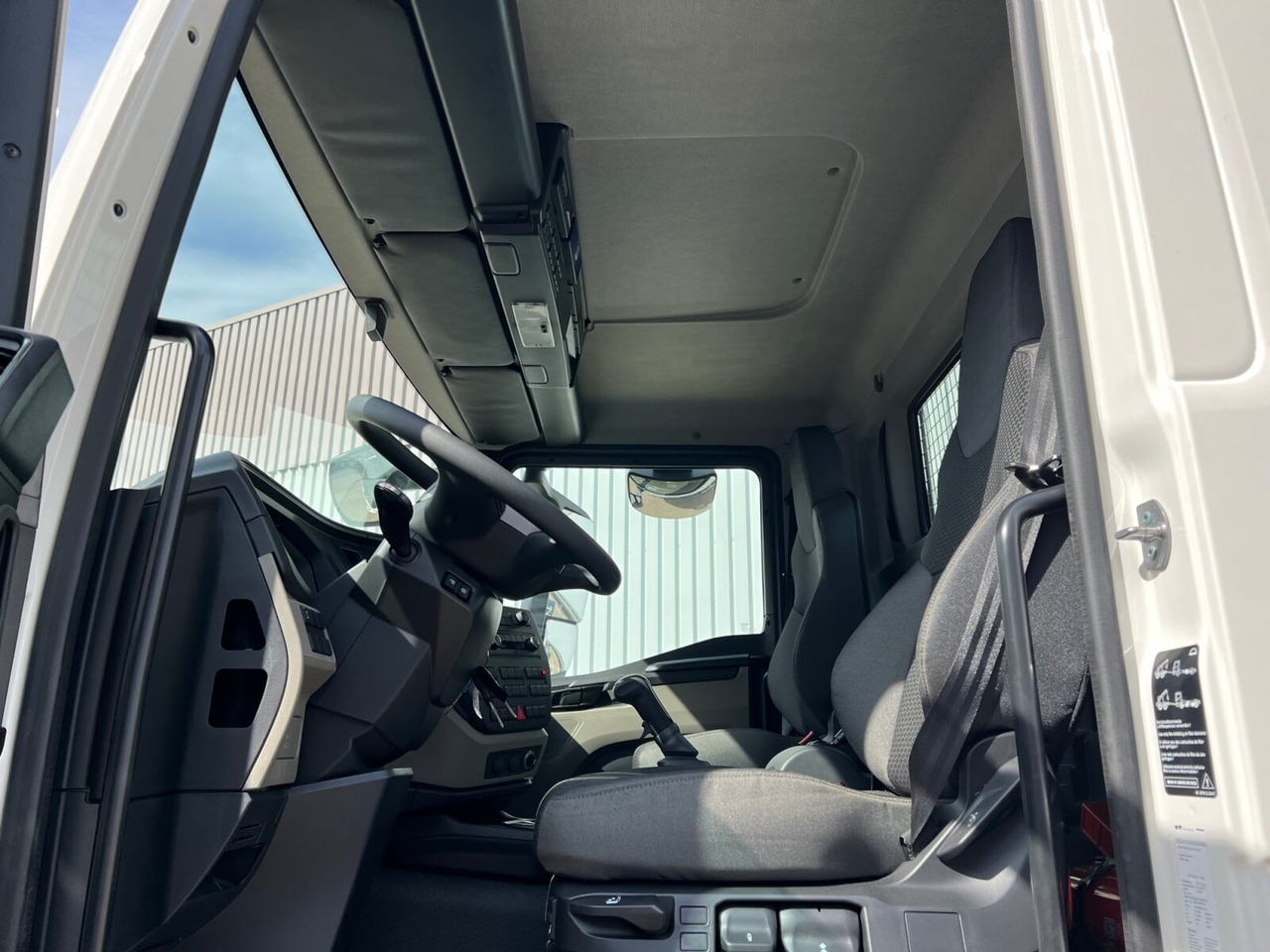 MAN TGM 18.250/340 4x2 BL CH TGM 18.250/340 4x2 BL CH, Funk - Kamion sa hidrauličnom kukom: slika 4 MAN TGM 18.250/340 4x2 BL CH TGM 18.250/340 4x2 BL CH, Funk - Kamion sa hidrauličnom kukom: slika 4