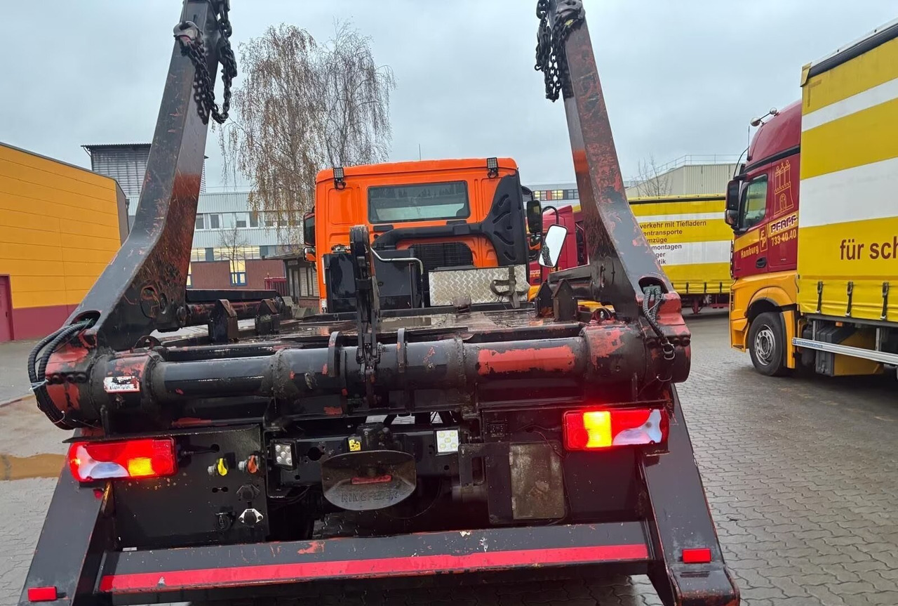 MAN TGM 18.290 4x2 BB TGM 18.290 4x2 BB, Tele-Absetzer - Kamion za utovaranje kontejnera: slika 5 MAN TGM 18.290 4x2 BB TGM 18.290 4x2 BB, Tele-Absetzer - Kamion za utovaranje kontejnera: slika 5