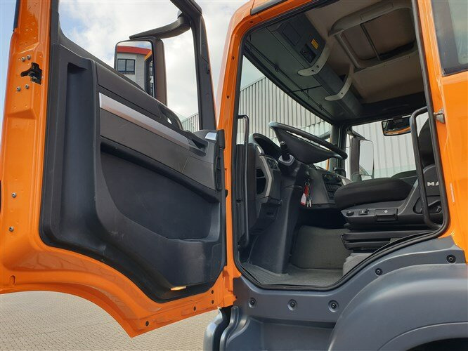 Kamion sa tovarnim sandukom MAN TGS 18.360/440 4x4 BL TGS 18.360/440 4x4 BL, Winterdienstausstattung: slika 6