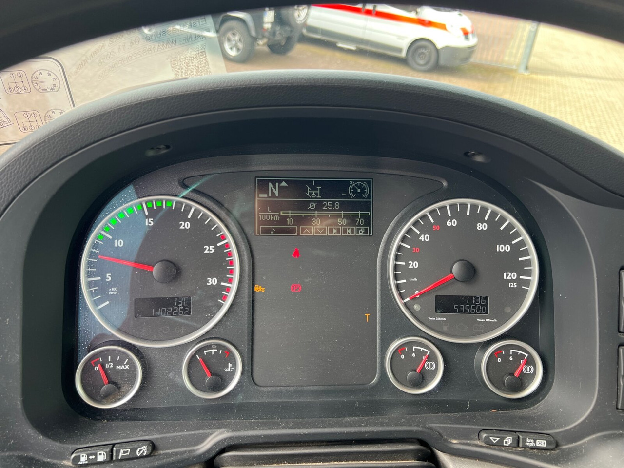 MAN TGS 26.360/400 6x2-4 BL TGS 26.360/400 6x2-4 BL, Lenk-/Lift, Kran Atlas AK 206.3E A5, Funk - Kamion sa dizalicom, Kamion sa tovarnim sandukom: slika 4 MAN TGS 26.360/400 6x2-4 BL TGS 26.360/400 6x2-4 BL, Lenk-/Lift, Kran Atlas AK 206.3E A5, Funk - Kamion sa dizalicom, Kamion sa tovarnim sandukom: slika 4