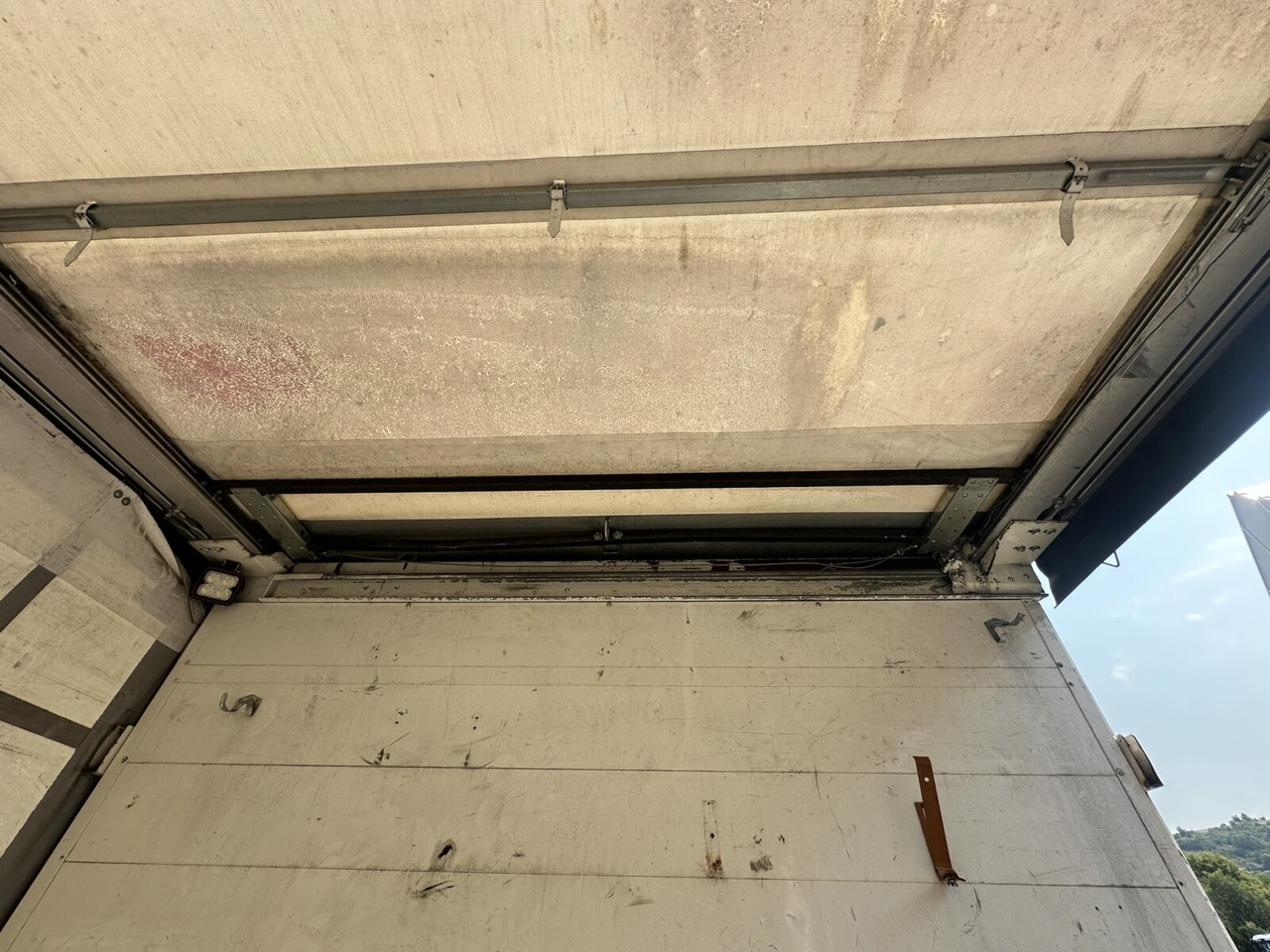 MAN TGS 26.400 6x2-4 LL TGS 26.400 6x2-4 LL, Lenk-/Lift, Edscha, Heckkran Palfinger PK23002-C + Jib PJ060A, Funk - Kamion sa ceradom, Kamion sa dizalicom: slika 4 MAN TGS 26.400 6x2-4 LL TGS 26.400 6x2-4 LL, Lenk-/Lift, Edscha, Heckkran Palfinger PK23002-C + Jib PJ060A, Funk - Kamion sa ceradom, Kamion sa dizalicom: slika 4