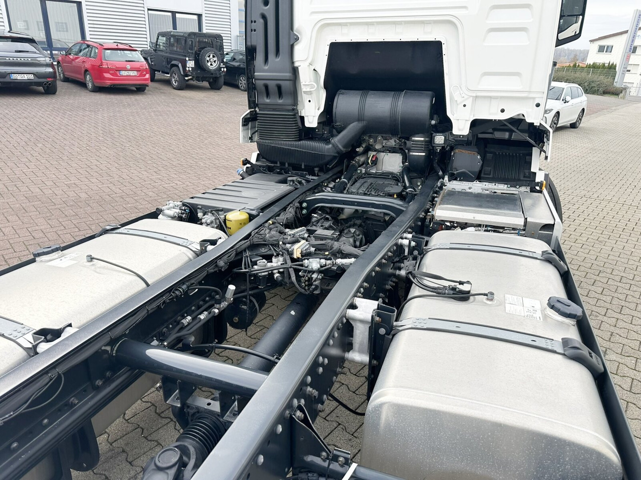 MAN TGS 26.480 6x2-4 LL TGS 26.480 6x2-4 LL, Retarder, Lenk-/Liftachse, Standklima - Kamion sa golom šasijom i zatvorenom kabinom: slika 4 MAN TGS 26.480 6x2-4 LL TGS 26.480 6x2-4 LL, Retarder, Lenk-/Liftachse, Standklima - Kamion sa golom šasijom i zatvorenom kabinom: slika 4