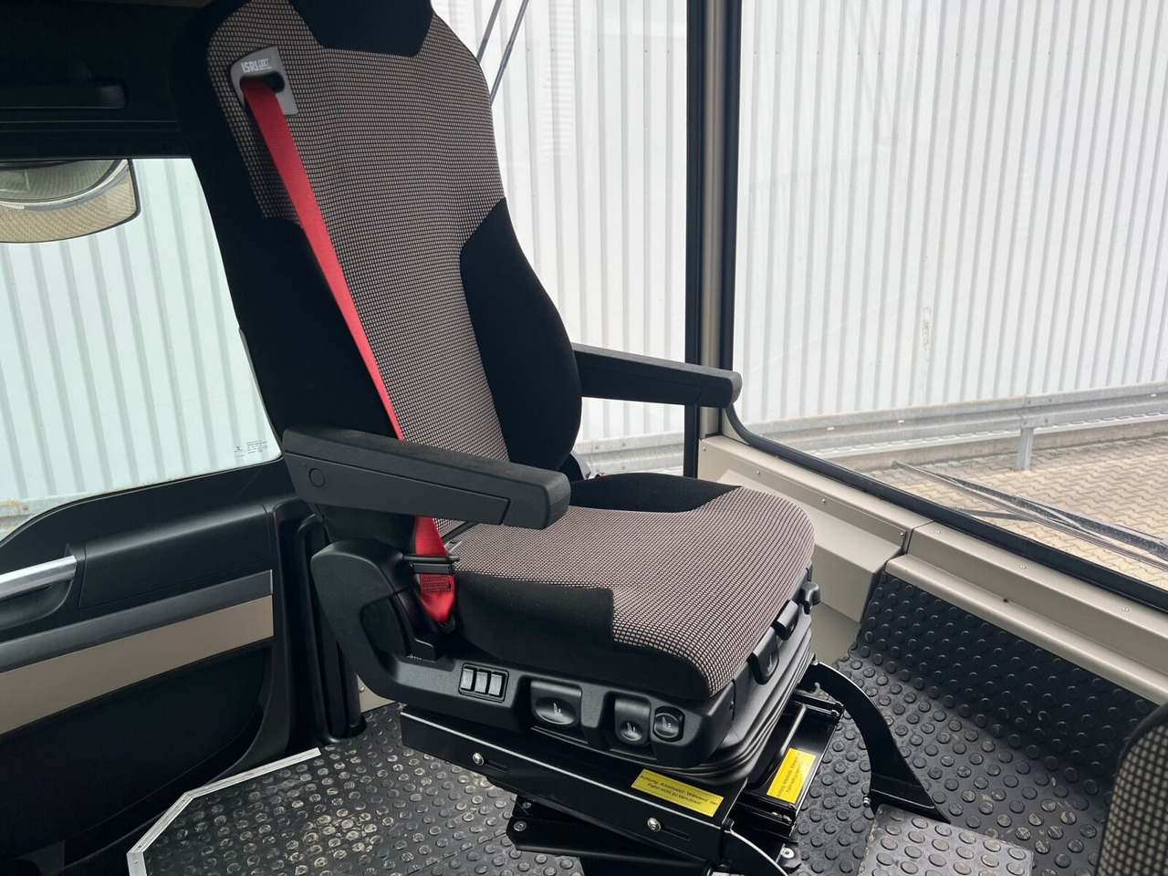 Lizing MAN TGS 33.360/440 6x4 BB TGS 33.360/440 6x4 BB, Häckslerkabine, NMV Nebenantrieb MAN TGS 33.360/440 6x4 BB TGS 33.360/440 6x4 BB, Häckslerkabine, NMV Nebenantrieb: slika 7 Lizing MAN TGS 33.360/440 6x4 BB TGS 33.360/440 6x4 BB, Häckslerkabine, NMV Nebenantrieb MAN TGS 33.360/440 6x4 BB TGS 33.360/440 6x4 BB, Häckslerkabine, NMV Nebenantrieb: slika 7