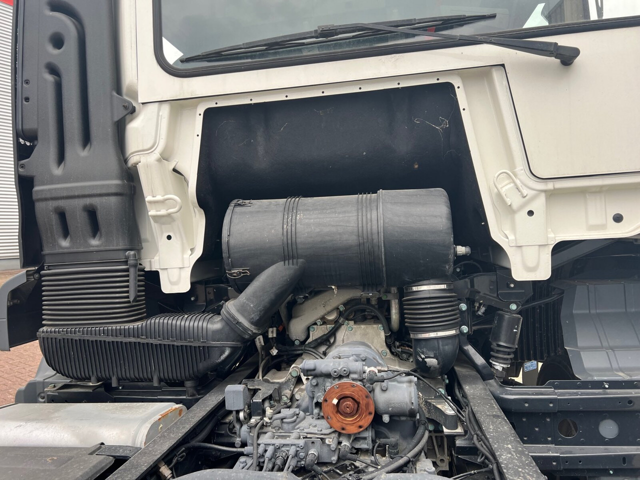 Lizing MAN TGS 33.360/440 6x4 BB TGS 33.360/440 6x4 BB, Häckslerkabine, NMV Nebenantrieb MAN TGS 33.360/440 6x4 BB TGS 33.360/440 6x4 BB, Häckslerkabine, NMV Nebenantrieb: slika 10 Lizing MAN TGS 33.360/440 6x4 BB TGS 33.360/440 6x4 BB, Häckslerkabine, NMV Nebenantrieb MAN TGS 33.360/440 6x4 BB TGS 33.360/440 6x4 BB, Häckslerkabine, NMV Nebenantrieb: slika 10