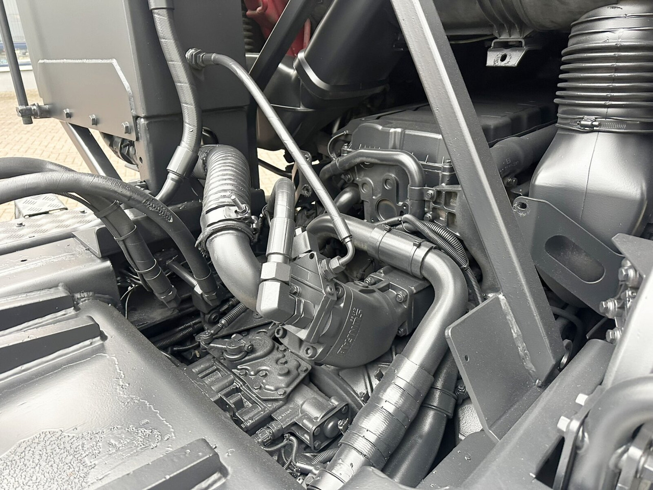 MAN TGS 35.480 8X4 BL TGS 35.400 8x4 BL, Schub-Knick bis 6,5m Container - Kamion sa hidrauličnom kukom: slika 3 MAN TGS 35.480 8X4 BL TGS 35.400 8x4 BL, Schub-Knick bis 6,5m Container - Kamion sa hidrauličnom kukom: slika 3