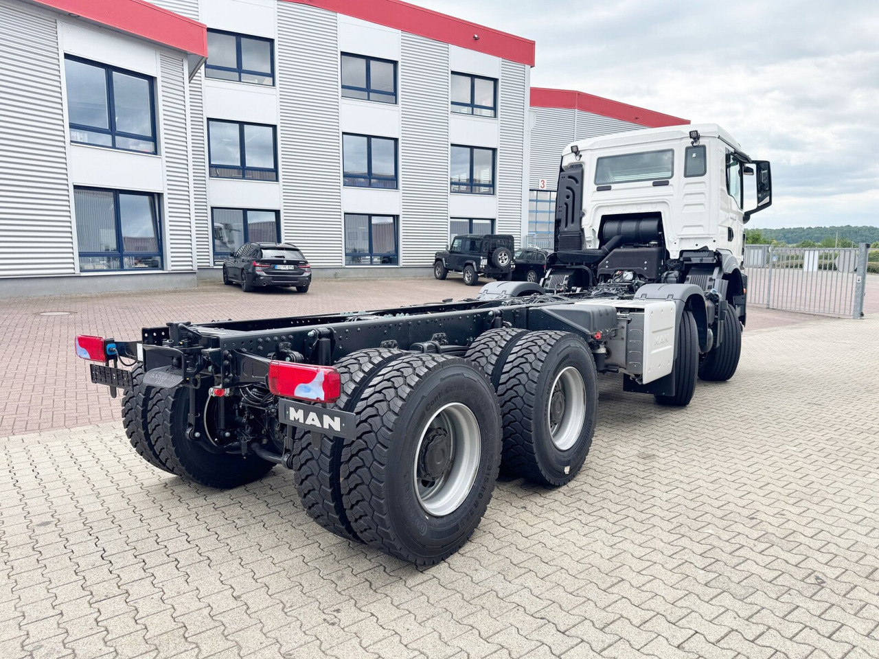 Novu Kiper MAN TGS 35.480 8x8 BB CH TGS 35.480 8x8 BB CH, Meiller Stahlmulde 18m³: slika 11