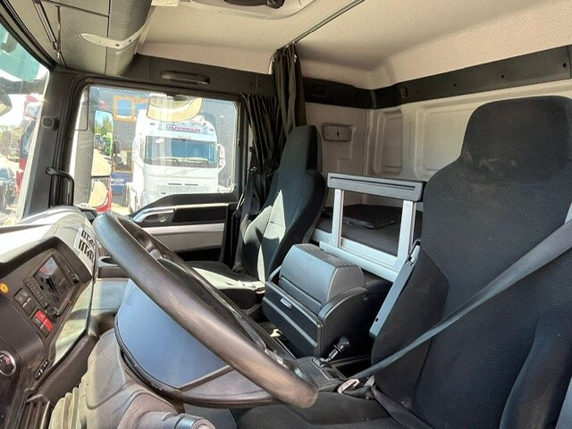 MAN TGS 35.500 8x4-4 BL TGS 35.500 8x4-4 BL, Lenk-/Liftachse, Kran HMF 3220-K6, Funk - Kamion sa hidrauličnom kukom, Kamion sa dizalicom: slika 4 MAN TGS 35.500 8x4-4 BL TGS 35.500 8x4-4 BL, Lenk-/Liftachse, Kran HMF 3220-K6, Funk - Kamion sa hidrauličnom kukom, Kamion sa dizalicom: slika 4