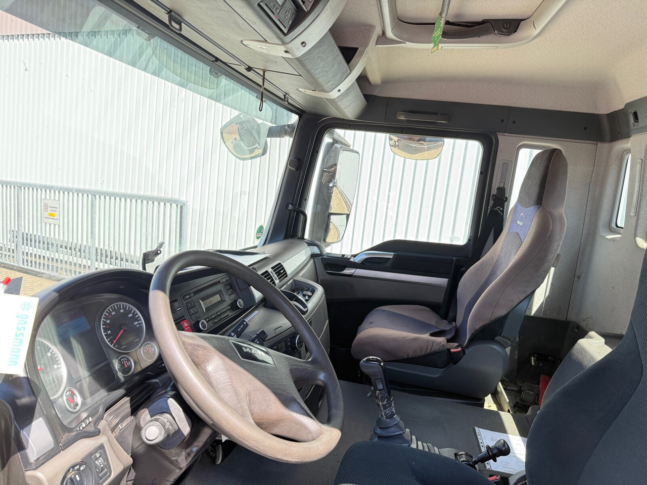 MAN TGS 35.540 8x6H BL TGS 35.540 8x6H BL, HydroDrive, PriTrader, Hiab Abrollkipper bis 7 m - Kamion sa hidrauličnom kukom: slika 3 MAN TGS 35.540 8x6H BL TGS 35.540 8x6H BL, HydroDrive, PriTrader, Hiab Abrollkipper bis 7 m - Kamion sa hidrauličnom kukom: slika 3