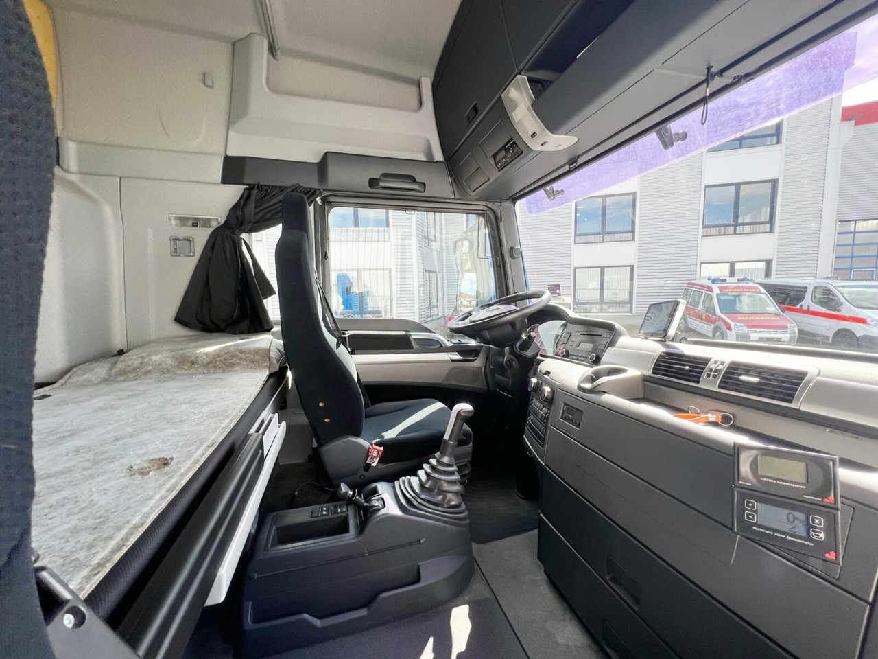 Kamion za prevoz kontejnera/ Kamion sa promenjivim sandukom MAN TGX 18.400 4X2 LL TGX 18.400 4X2 LL, Fahrschulausstattung, XLX-Fahrerhaus: slika 7