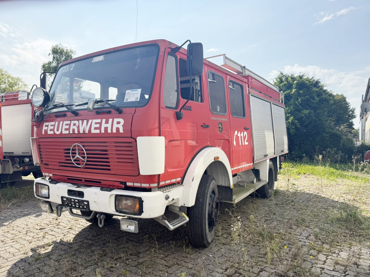 Mercedes-Benz 1222 AF 4x4 Doka 1222 AF 4x4 Doka, TLF 16/25 - Vatrogasni kamion: slika 1 Mercedes-Benz 1222 AF 4x4 Doka 1222 AF 4x4 Doka, TLF 16/25 - Vatrogasni kamion: slika 1
