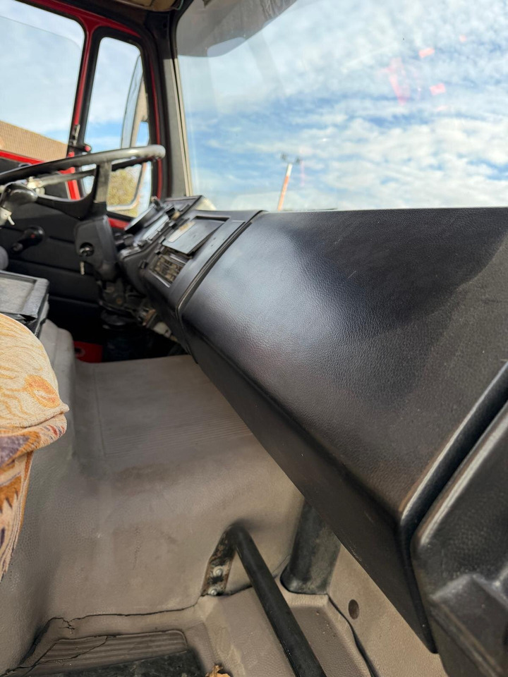 Mercedes-Benz - 2628 6 x 4 - Istovarivač: slika 4 Mercedes-Benz - 2628 6 x 4 - Istovarivač: slika 4