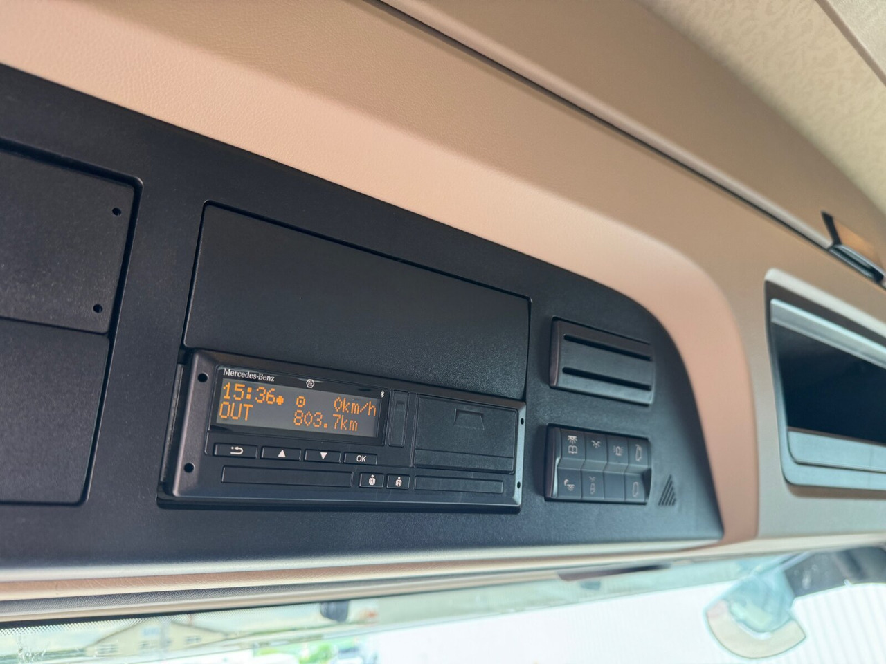 Novu Kamion sa golom šasijom i zatvorenom kabinom Mercedes-Benz Actros 2545 L 6x2 Actros 2545 L 6x2, Lenk-/Liftachse, StreamSpace, MultimediaCockpit: slika 7
