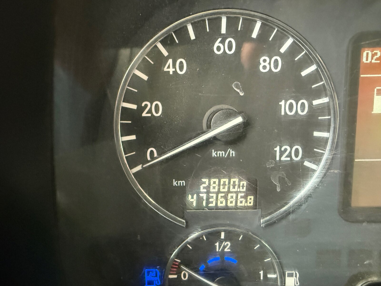 Mercedes-Benz Actros 3241 K 8x4/4 Actros 3241 K 8x4/4, Bordmatik - Istovarivač: slika 4 Mercedes-Benz Actros 3241 K 8x4/4 Actros 3241 K 8x4/4, Bordmatik - Istovarivač: slika 4