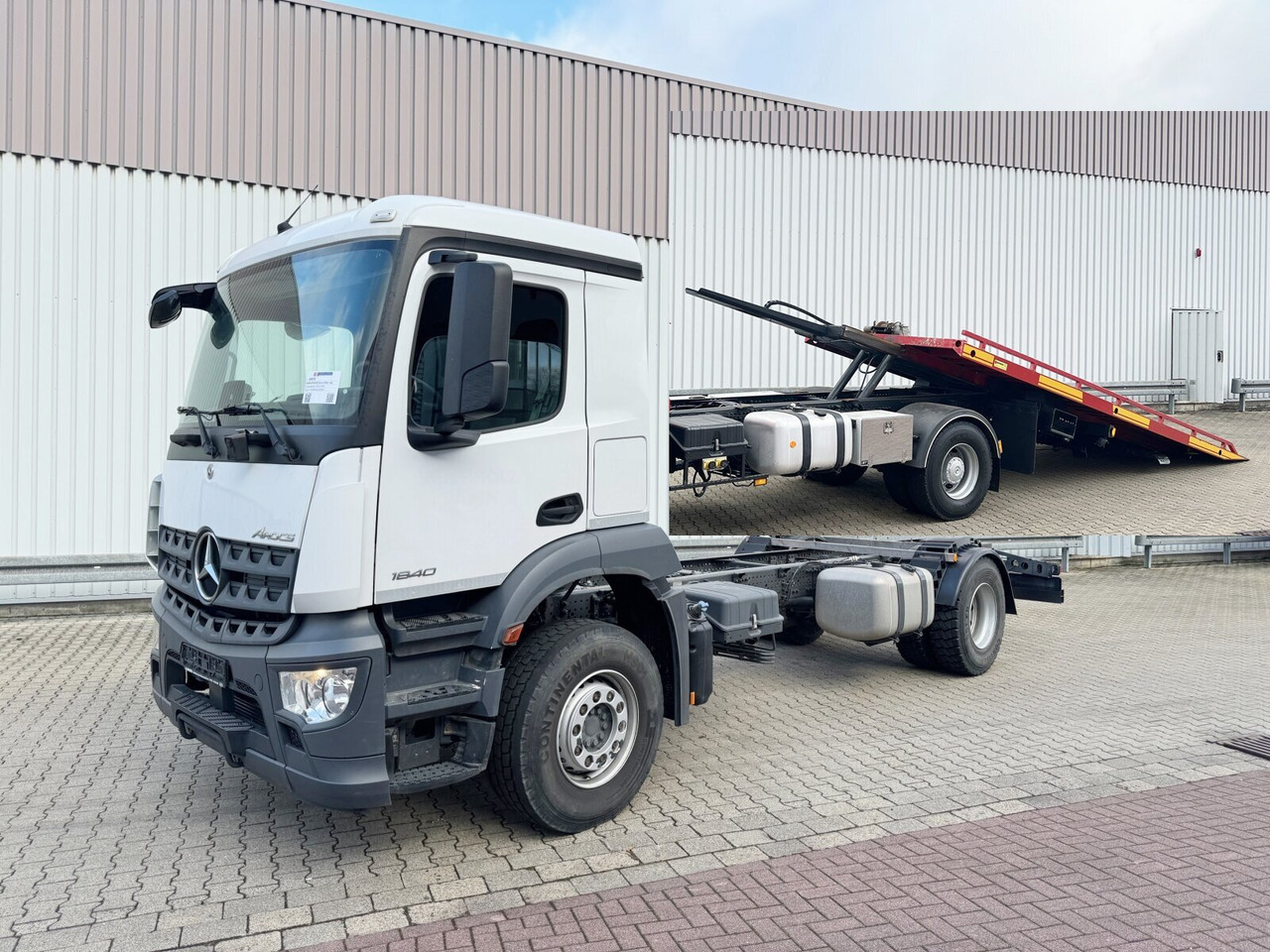 Mercedes-Benz Arocs 1840 L 4x2 Arocs 1840 L 4x2, MultimediaCockpit, Navi - Kamion za prevoz automobila: slika 1 Mercedes-Benz Arocs 1840 L 4x2 Arocs 1840 L 4x2, MultimediaCockpit, Navi - Kamion za prevoz automobila: slika 1