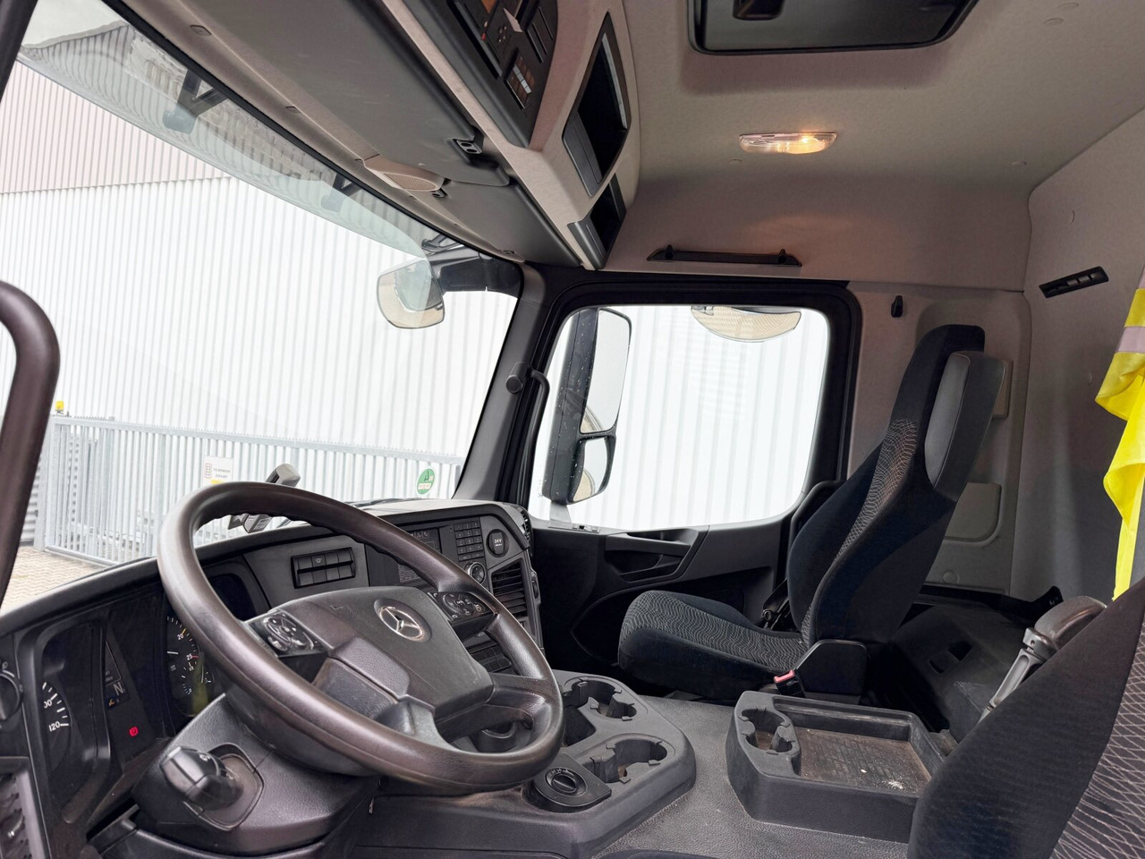 Mercedes-Benz Arocs 1842 AK 4x4 Arocs 1842 AK 4x4 - Istovarivač: slika 3 Mercedes-Benz Arocs 1842 AK 4x4 Arocs 1842 AK 4x4 - Istovarivač: slika 3