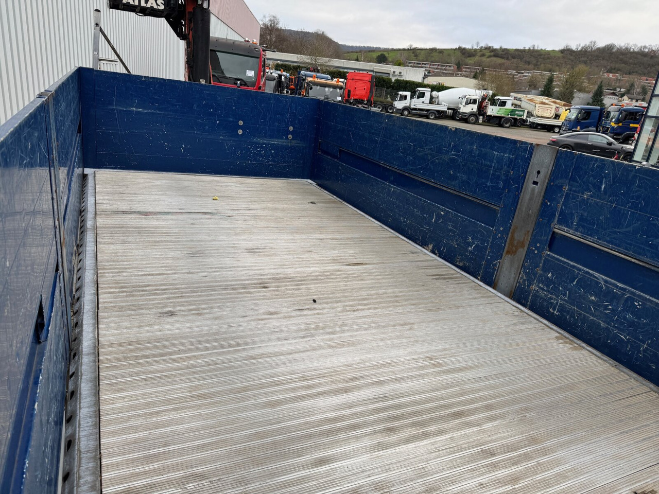 Mercedes-Benz Arocs 2642 6x4 Arocs 2642 6x4 mit Heckkran Atlas AK 186.3 V-2 - Kamion sa dizalicom, Kamion sa tovarnim sandukom: slika 2 Mercedes-Benz Arocs 2642 6x4 Arocs 2642 6x4 mit Heckkran Atlas AK 186.3 V-2 - Kamion sa dizalicom, Kamion sa tovarnim sandukom: slika 2