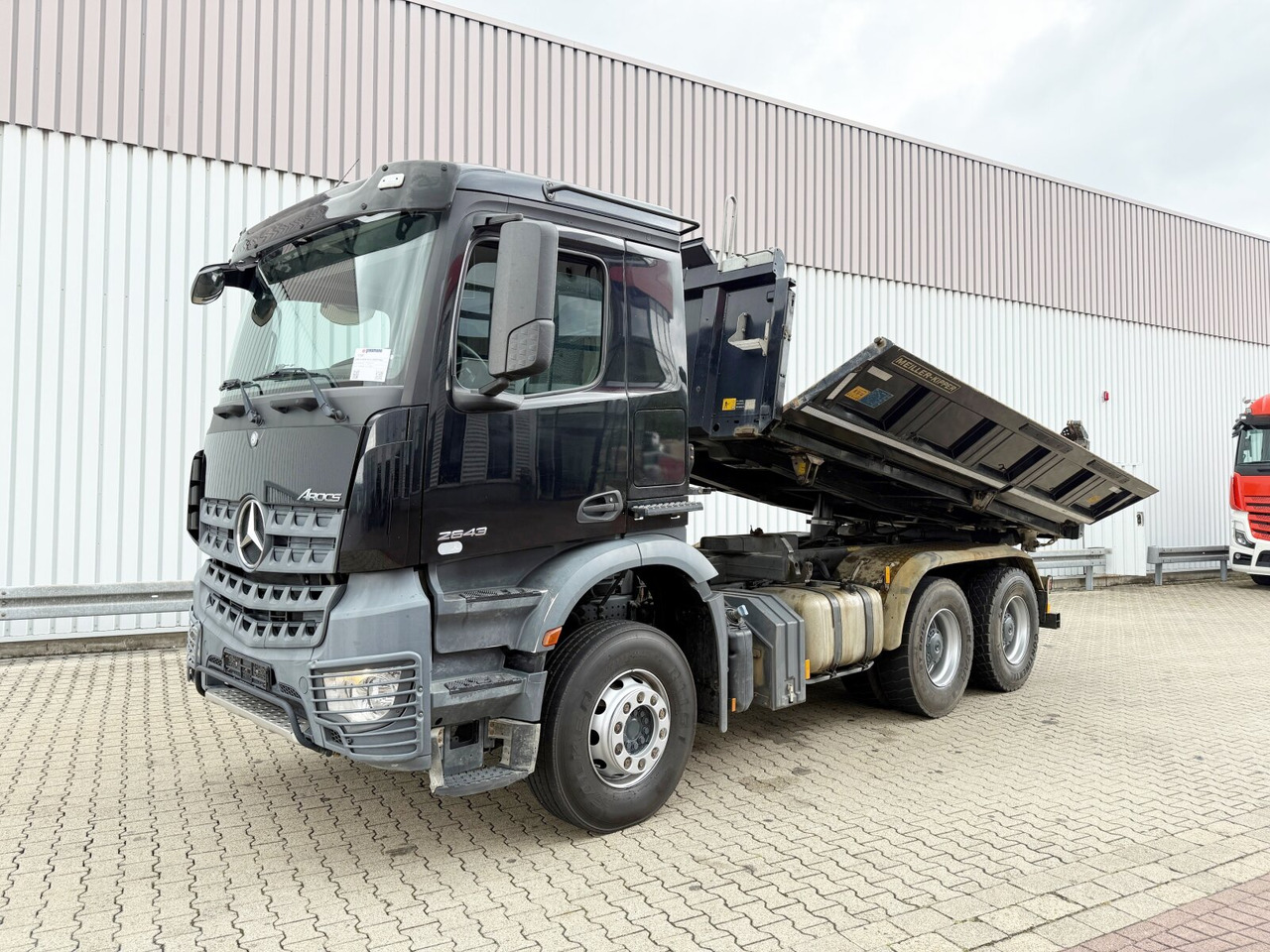 Istovarivač Mercedes-Benz Arocs 2643 K 6x4 Arocs 2643 K 6x4, Bordmatik: slika 1