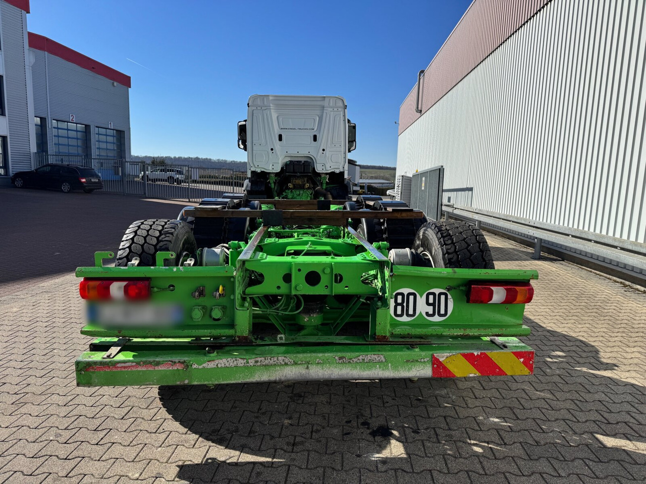 Kamion sa golom šasijom i zatvorenom kabinom Mercedes-Benz Arocs 3242/48 LK 8x4/4 Arocs 3242/48 LK 8x4/4, Lenk-/Liftachse, Nebenantrieb: slika 12