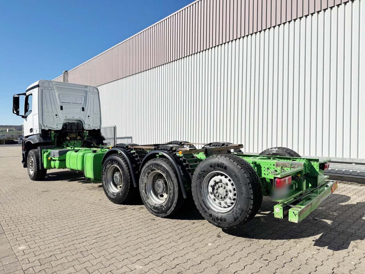 Kamion sa golom šasijom i zatvorenom kabinom Mercedes-Benz Arocs 3242/48 LK 8x4/4 Arocs 3242/48 LK 8x4/4, Lenk-/Liftachse, Nebenantrieb: slika 13