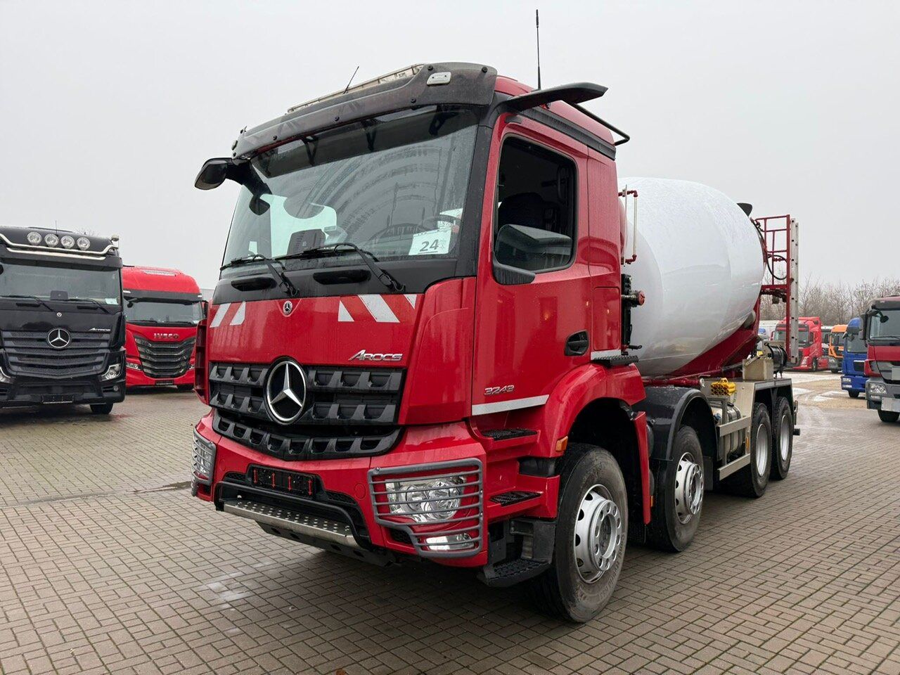 Mercedes-Benz Arocs 3243 B 8x4/4 Arocs 3243 B 8x4/4, MirrorCam, MultimediaCockpit, Navi, Betonmischer Intermix ca. 9m³ - Mikser za beton: slika 1 Mercedes-Benz Arocs 3243 B 8x4/4 Arocs 3243 B 8x4/4, MirrorCam, MultimediaCockpit, Navi, Betonmischer Intermix ca. 9m³ - Mikser za beton: slika 1