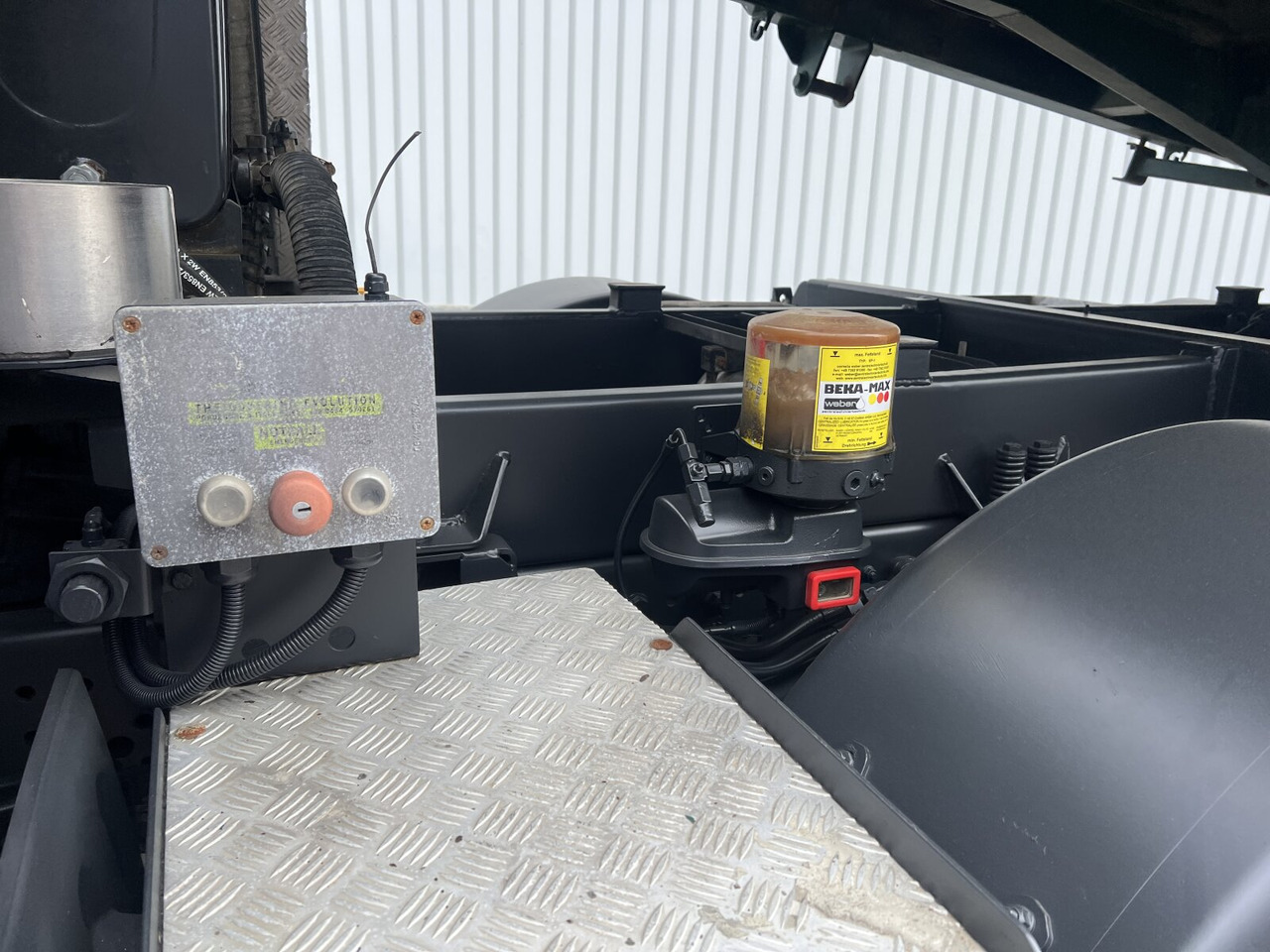Mercedes-Benz Arocs 3243 K 8x4 Arocs 3243 K 8x4, Ressenig Thermo Alukipper 3-S - Istovarivač: slika 2 Mercedes-Benz Arocs 3243 K 8x4 Arocs 3243 K 8x4, Ressenig Thermo Alukipper 3-S - Istovarivač: slika 2