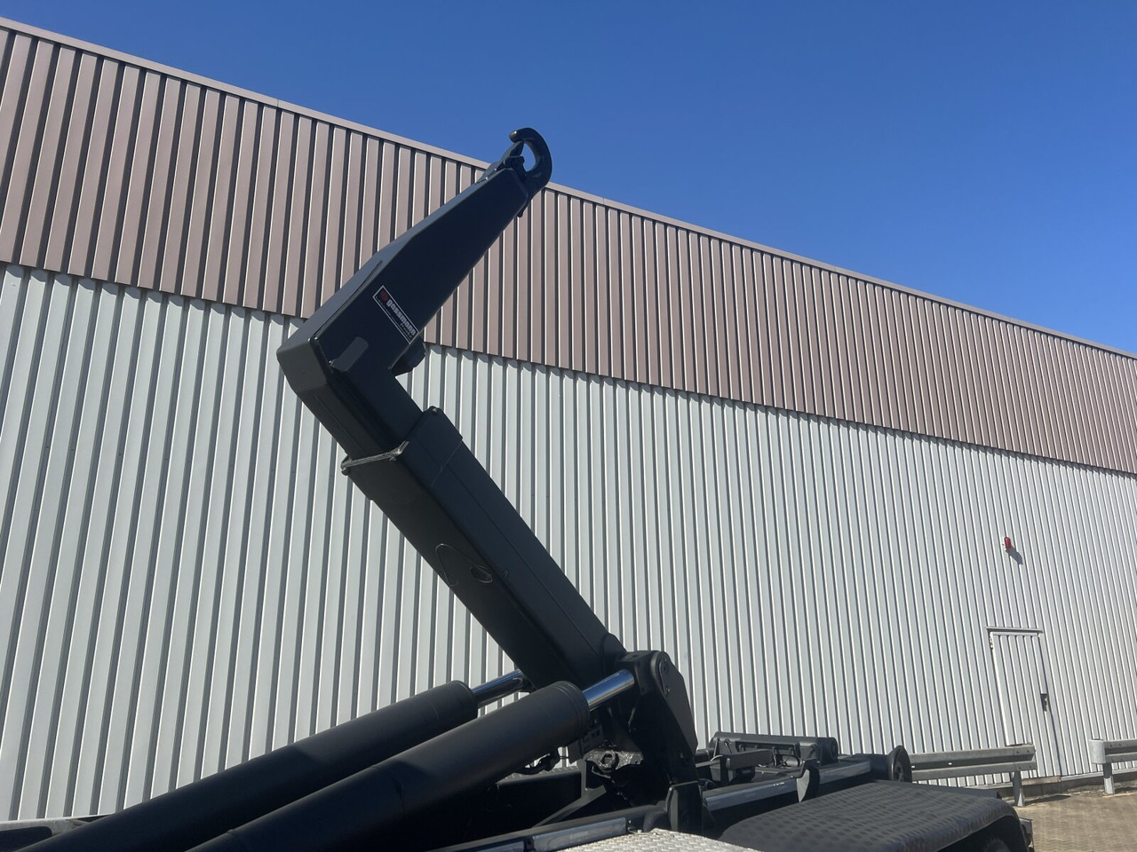 Kamion sa hidrauličnom kukom Mercedes-Benz Arocs 3243 LK 8x4/4 Arocs 3243 LK 8x4/4, Motorabtrieb: slika 13