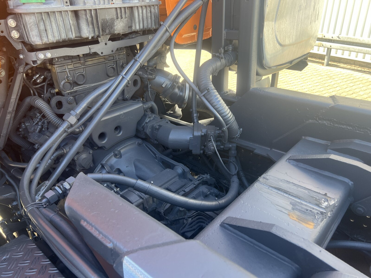 Kamion sa hidrauličnom kukom Mercedes-Benz Arocs 3243 LK 8x4/4 Arocs 3243 LK 8x4/4, Motorabtrieb: slika 15