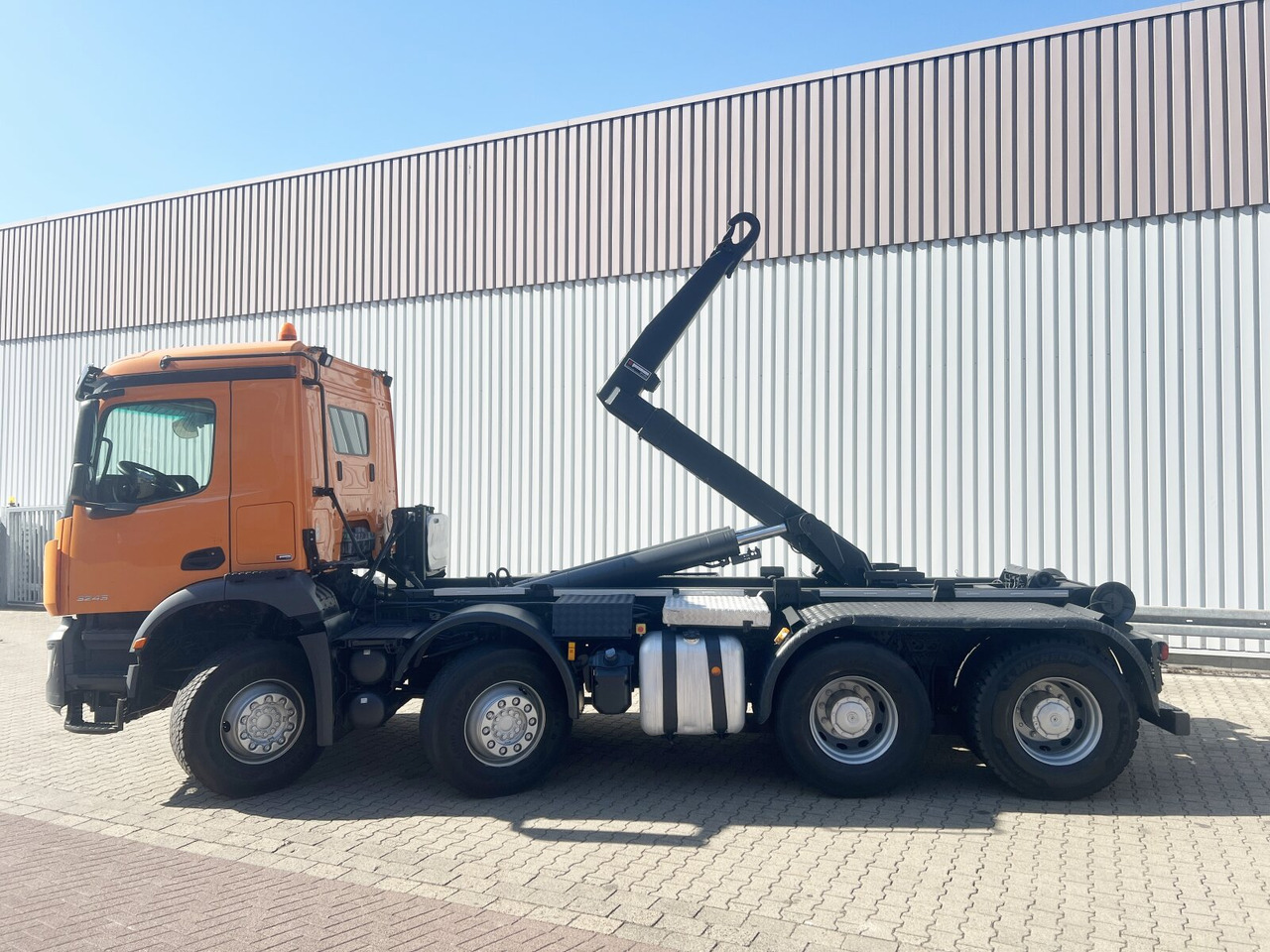 Kamion sa hidrauličnom kukom Mercedes-Benz Arocs 3243 LK 8x4/4 Arocs 3243 LK 8x4/4, Motorabtrieb: slika 12