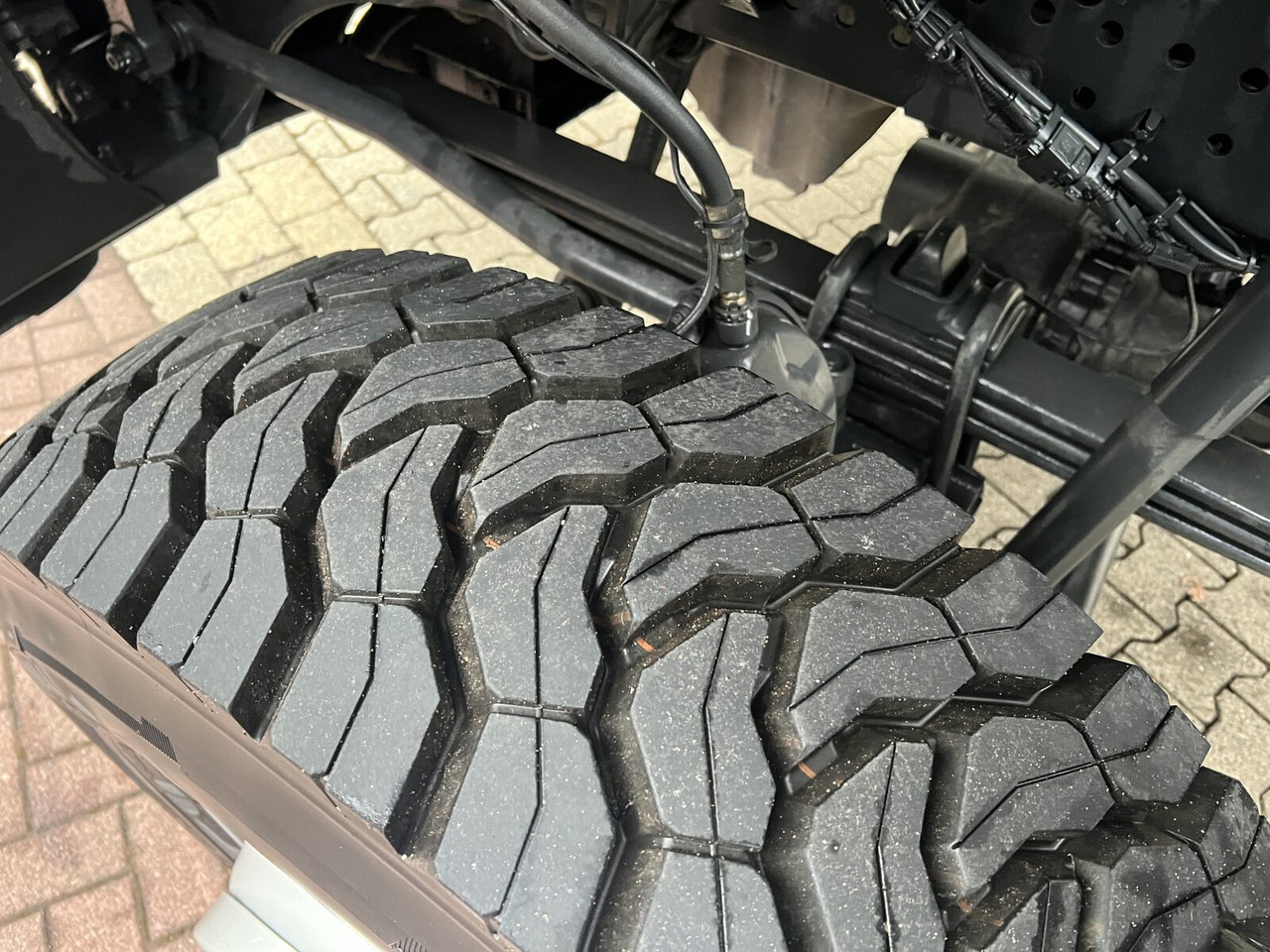 Novu Kamion sa golom šasijom i zatvorenom kabinom Mercedes-Benz Arocs 3340/46 A 6x6 Arocs 3340/46 A 6x6, Grounder: slika 13
