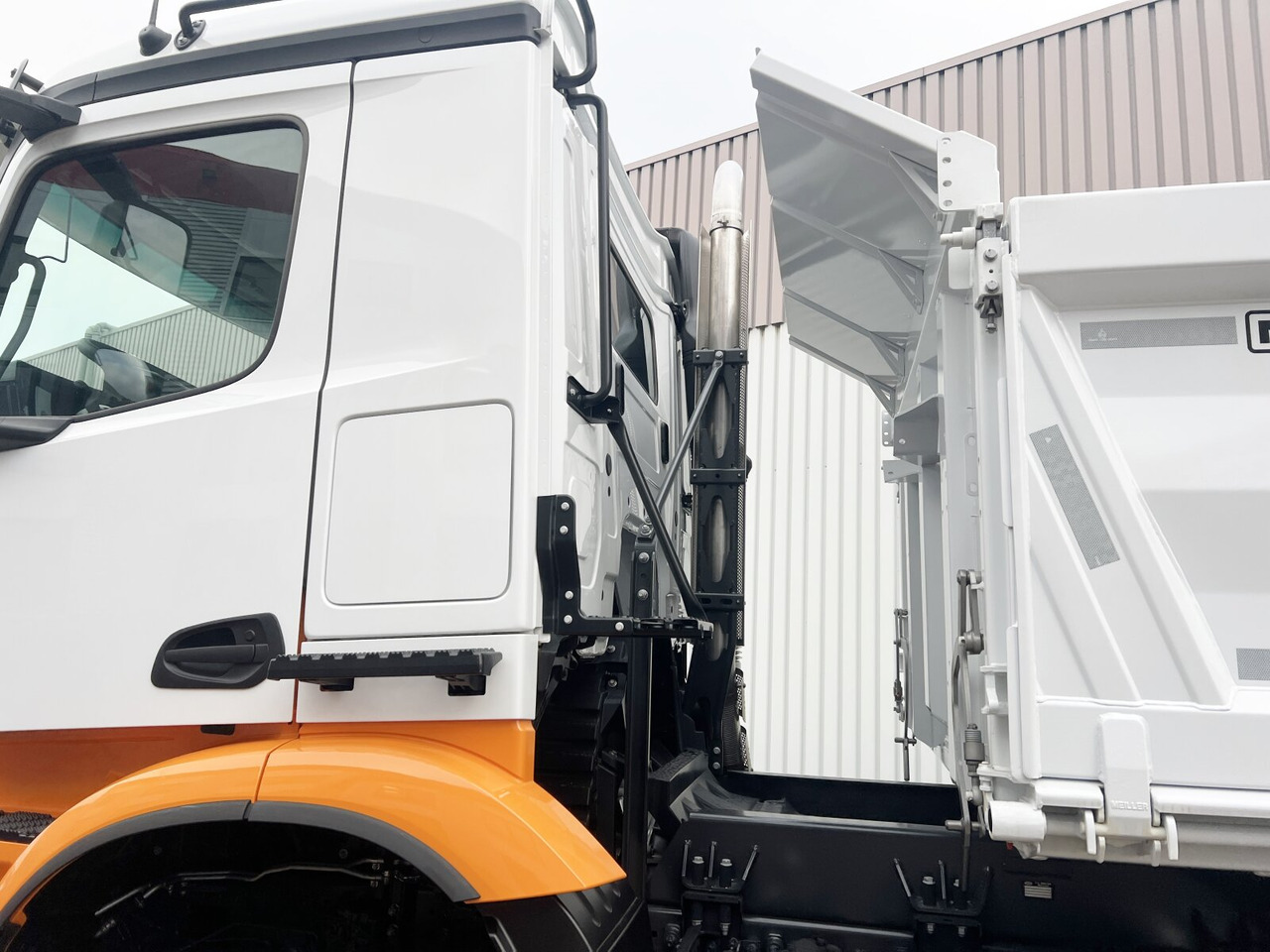 Novu Istovarivač Mercedes-Benz Arocs 3351 AK 6x6 Arocs 3351 AK 6x6, Grounder: slika 13