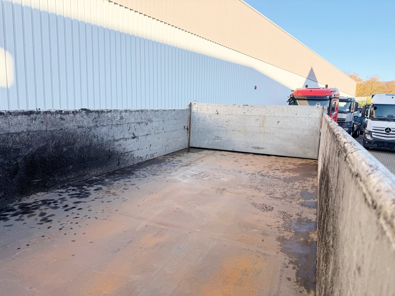 Mercedes-Benz Arocs 3351 AK 6x6 Arocs 3351 AK 6x6, Retarder, Grounder, Motorabtrieb, pneum. Heckklappenöffnung - Istovarivač: slika 3 Mercedes-Benz Arocs 3351 AK 6x6 Arocs 3351 AK 6x6, Retarder, Grounder, Motorabtrieb, pneum. Heckklappenöffnung - Istovarivač: slika 3