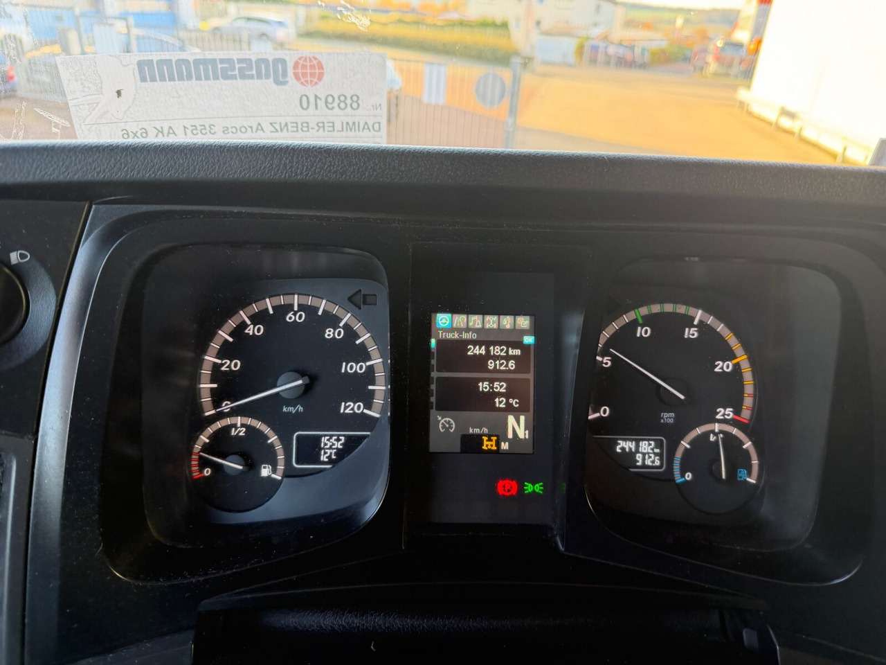 Mercedes-Benz Arocs 3351 AK 6x6 Arocs 3351 AK 6x6, Retarder, Grounder, Motorabtrieb, pneum. Heckklappenöffnung - Istovarivač: slika 5 Mercedes-Benz Arocs 3351 AK 6x6 Arocs 3351 AK 6x6, Retarder, Grounder, Motorabtrieb, pneum. Heckklappenöffnung - Istovarivač: slika 5