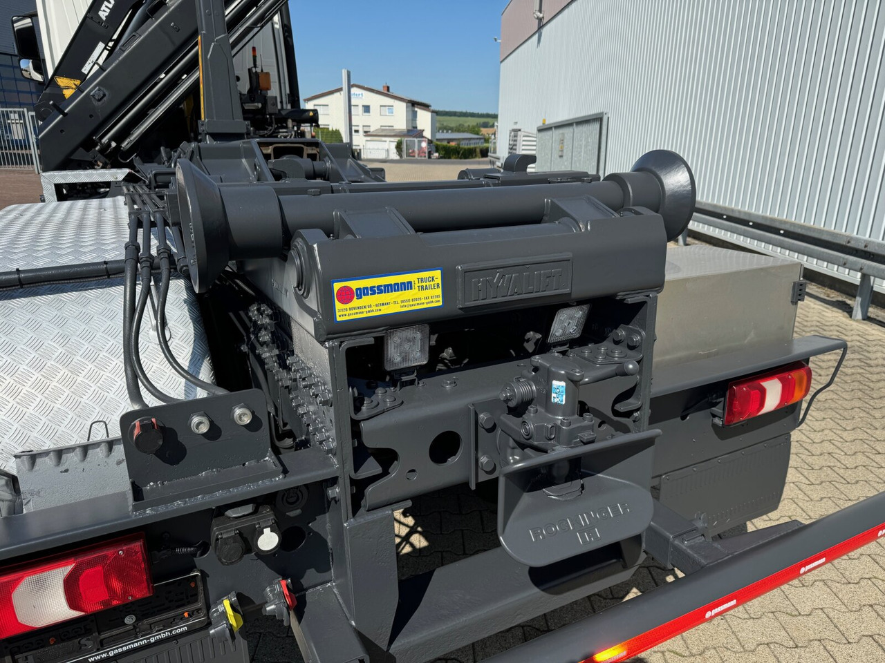 Mercedes-Benz Arocs 3351 AK 6x6 Arocs 3351 AK 6x6, Retarder, Navi, Grounder, Kran Atlas AK 190.2E, Funk - Kamion sa hidrauličnom kukom, Kamion sa dizalicom: slika 2 Mercedes-Benz Arocs 3351 AK 6x6 Arocs 3351 AK 6x6, Retarder, Navi, Grounder, Kran Atlas AK 190.2E, Funk - Kamion sa hidrauličnom kukom, Kamion sa dizalicom: slika 2