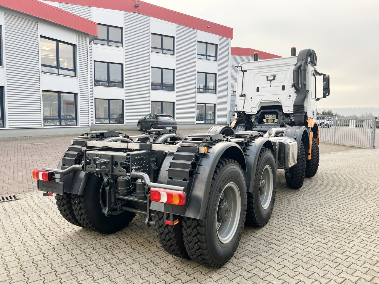 Lizing Mercedes-Benz Arocs 4151 AK 8x8/4 Arocs 4151 AK 8x8/4, Grounder Mercedes-Benz Arocs 4151 AK 8x8/4 Arocs 4151 AK 8x8/4, Grounder: slika 10