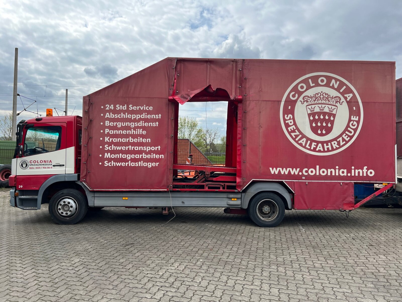 Mercedes-Benz Atego 1223 L 4x2 Atego 1223 L 4x2, Kompl. Zug, Lift- & Schiebeplateau, Funk - Kamion za prevoz automobila: slika 3 Mercedes-Benz Atego 1223 L 4x2 Atego 1223 L 4x2, Kompl. Zug, Lift- & Schiebeplateau, Funk - Kamion za prevoz automobila: slika 3