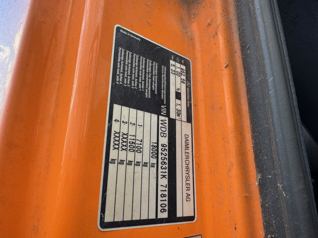 Mercedes-Benz Atego 1828 4x4 Atego 1828 4x4, Tele-Absetzer, Winterdienstausstattung - Kamion za utovaranje kontejnera: slika 3 Mercedes-Benz Atego 1828 4x4 Atego 1828 4x4, Tele-Absetzer, Winterdienstausstattung - Kamion za utovaranje kontejnera: slika 3