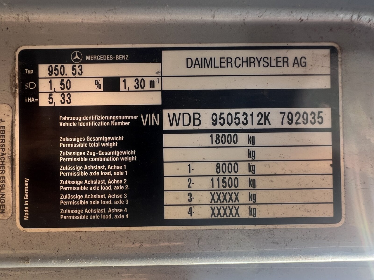 Mercedes-Benz Atego 1828 L 4x2 Atego 1828 L 4x2, Rechtslenker, Winterdienstaustattung - Kamion sa golom šasijom i zatvorenom kabinom: slika 4 Mercedes-Benz Atego 1828 L 4x2 Atego 1828 L 4x2, Rechtslenker, Winterdienstaustattung - Kamion sa golom šasijom i zatvorenom kabinom: slika 4