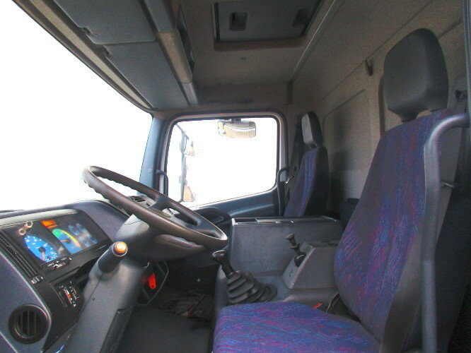 Mercedes-Benz Atego 815 4x2 - Kamion sa zatvorenim sandukom: slika 2 Mercedes-Benz Atego 815 4x2 - Kamion sa zatvorenim sandukom: slika 2