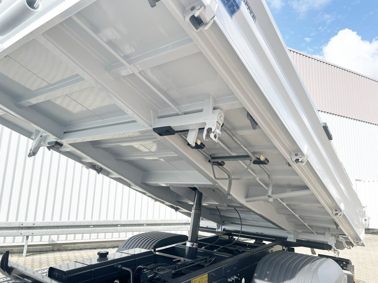 Istovarivač Mercedes-Benz Atego 818/23 K 4x2 Atego 818/23 K 4x2, 2x AHK, Meiller-Kipper, mehrfach Vorhanden!: slika 9 Istovarivač Mercedes-Benz Atego 818/23 K 4x2 Atego 818/23 K 4x2, 2x AHK, Meiller-Kipper, mehrfach Vorhanden!: slika 9