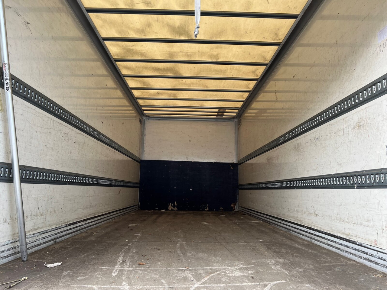 Kamion sa zatvorenim sandukom Mercedes-Benz Atego 818 L 4x2 Atego 818 L 4x2 mit MBB LBW, 4x Vorhanden!: slika 13