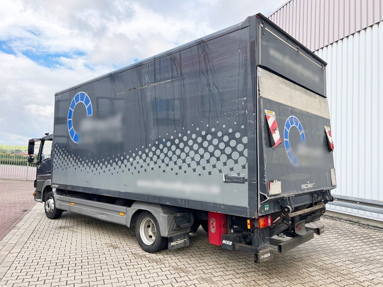 Kamion sa zatvorenim sandukom Mercedes-Benz Atego 818 L 4x2 Atego 818 L 4x2 mit MBB LBW, 4x Vorhanden!: slika 11