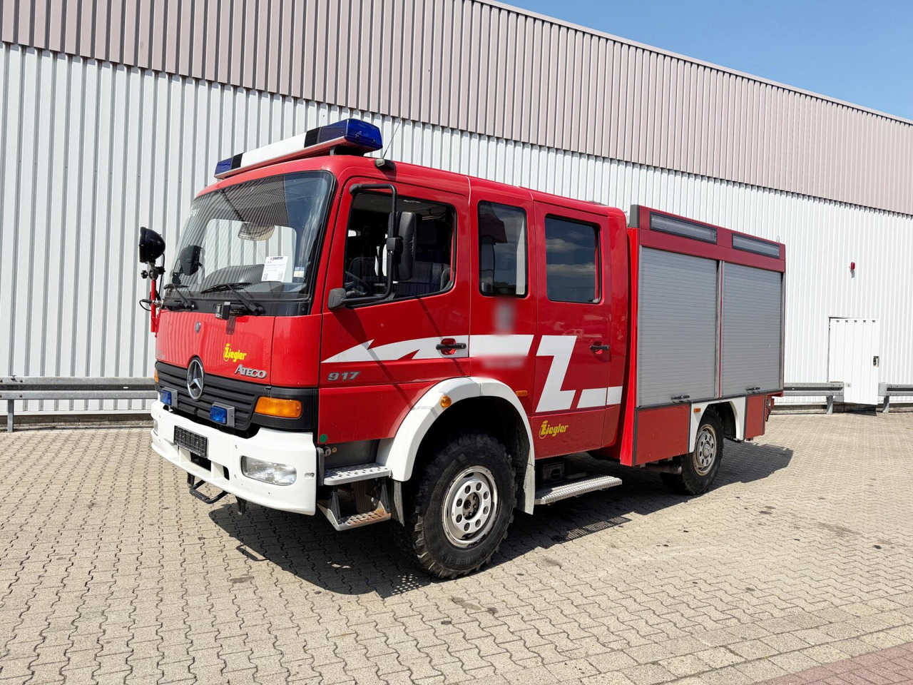 Mercedes-Benz Atego 917 4x4, LF 10 Atego 917 4x4, LF 10, Einzelbereifung, AT-Motor - Vatrogasni kamion: slika 1 Mercedes-Benz Atego 917 4x4, LF 10 Atego 917 4x4, LF 10, Einzelbereifung, AT-Motor - Vatrogasni kamion: slika 1